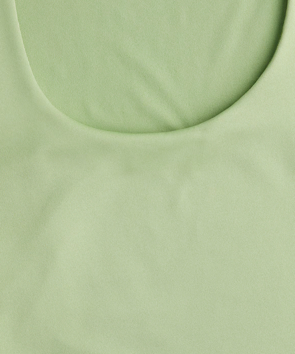 Sleeveless vest top